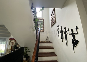 فيلا فسيحة 3 + 1 على بعد 250 متر من البحر في منطقة كوناكلي