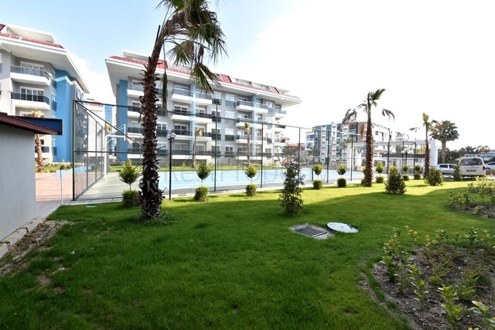 بنتهاوس 2+1 في منطقة كستل ، على بعد 350 متر فقط من البحر 