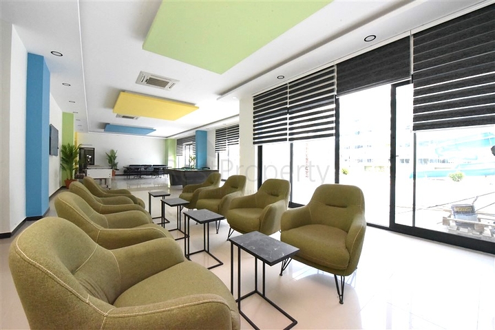 بنتهاوس 2+1 في منطقة كستل ، على بعد 350 متر فقط من البحر 