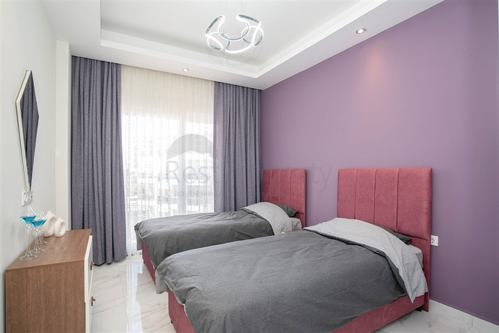 بنتهاوس 2+1 في منطقة كستل ، على بعد 350 متر فقط من البحر 