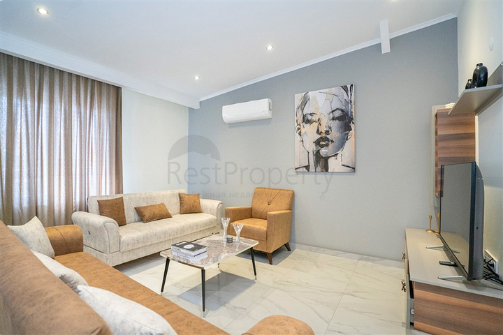 بنتهاوس 2+1 في منطقة كستل ، على بعد 350 متر فقط من البحر 