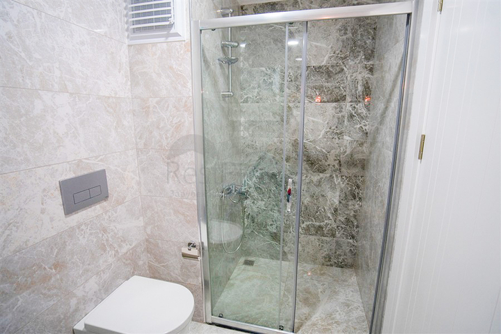 بنتهاوس 2+1 في منطقة كستل ، على بعد 350 متر فقط من البحر 