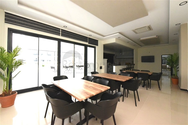 بنتهاوس 2+1 في منطقة كستل ، على بعد 350 متر فقط من البحر 