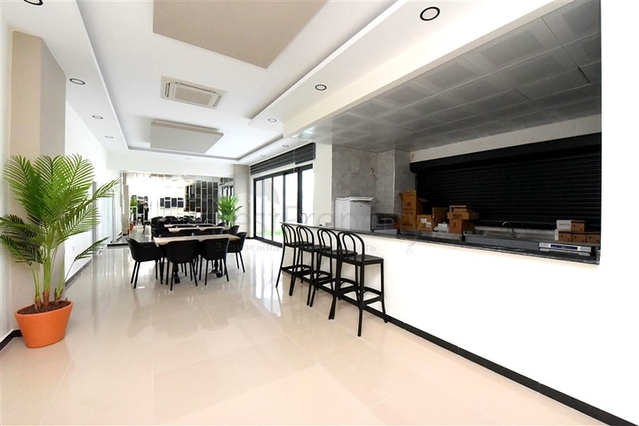 بنتهاوس 2+1 في منطقة كستل ، على بعد 350 متر فقط من البحر 