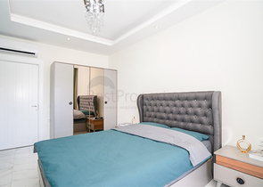 بنتهاوس 2+1 في منطقة كستل ، على بعد 350 متر فقط من البحر 