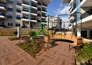 بنتهاوس 2+1 في منطقة كستل ، على بعد 350 متر فقط من البحر 