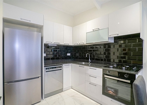 بنتهاوس 2+1 في منطقة كستل ، على بعد 350 متر فقط من البحر 