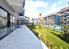 بنتهاوس 2+1 في منطقة كستل ، على بعد 350 متر فقط من البحر 