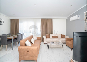 بنتهاوس 2+1 في منطقة كستل ، على بعد 350 متر فقط من البحر 