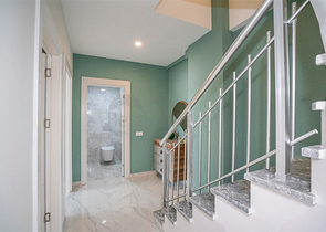 بنتهاوس 2+1 في منطقة كستل ، على بعد 350 متر فقط من البحر 