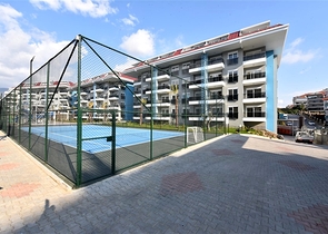 بنتهاوس 2+1 في منطقة كستل ، على بعد 350 متر فقط من البحر 