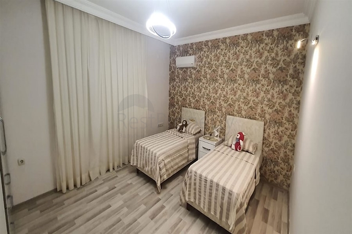 شقة فاخرة 3 + 1 في منطقة محمودلار الشعبية