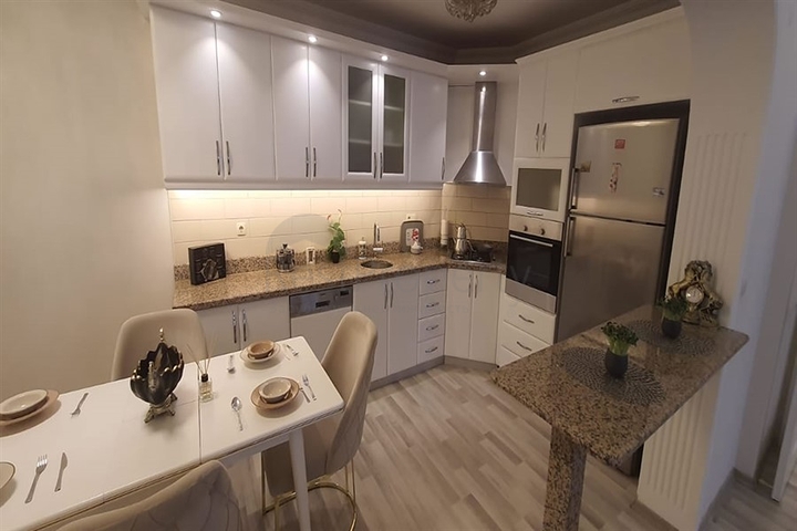 شقة فاخرة 3 + 1 في منطقة محمودلار الشعبية