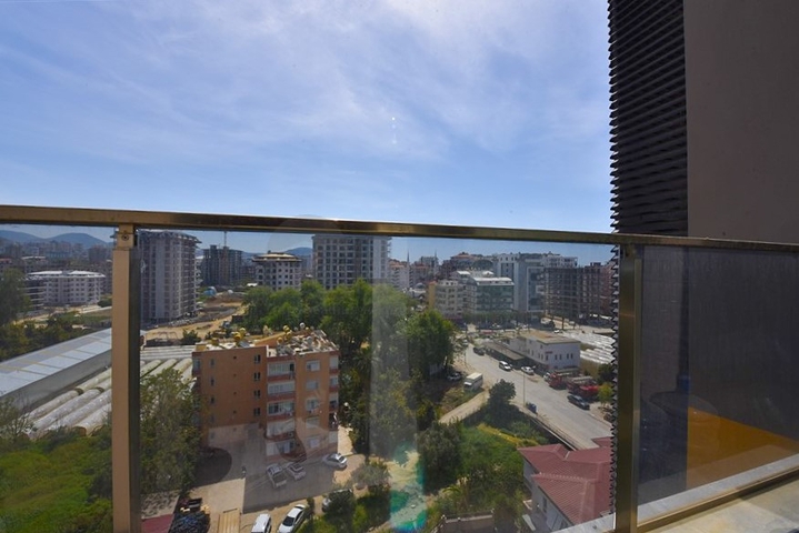 شقة 2+1 مع غرفة تخزين في منطقة محمودلار