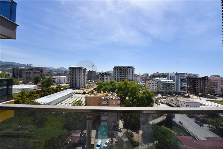 شقة 2+1 مع غرفة تخزين في منطقة محمودلار