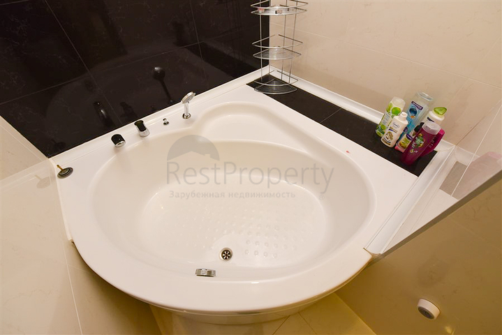 شقة 2+1 مع غرفة تخزين في منطقة محمودلار