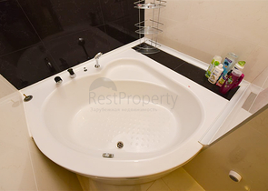 شقة 2+1 مع غرفة تخزين في منطقة محمودلار