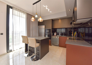 شقة 2+1 مع غرفة تخزين في منطقة محمودلار