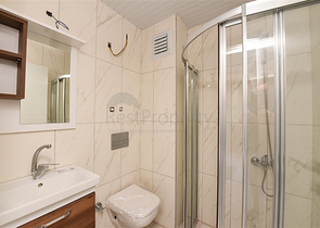 شقق من غرفتين في أوبا