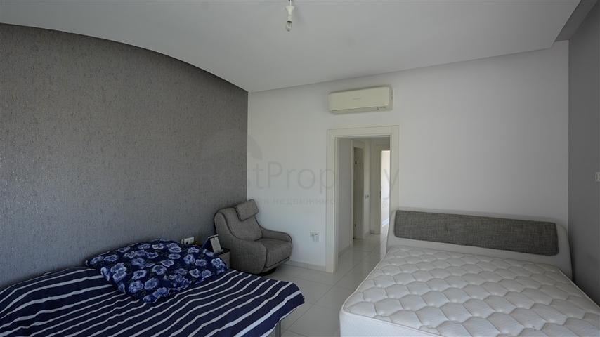 بنتهاوس 3 + 1 مع مسبح خاص على السطح في منطقة كارجيجاك