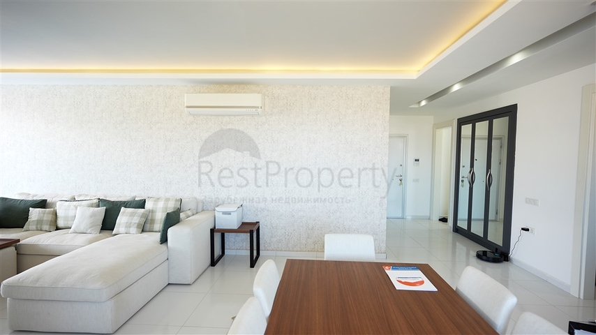 بنتهاوس 3 + 1 مع مسبح خاص على السطح في منطقة كارجيجاك