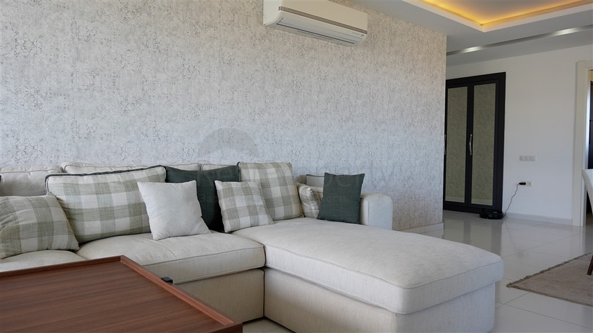 بنتهاوس 3 + 1 مع مسبح خاص على السطح في منطقة كارجيجاك