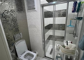 شقة مفروشة 1 + 1 مع إطلالة جميلة على البحر في منطقة كارجيجاك