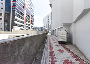 شقة 1+1 في مجمع جديد بدون بنية تحتية في منطقة محمودلار