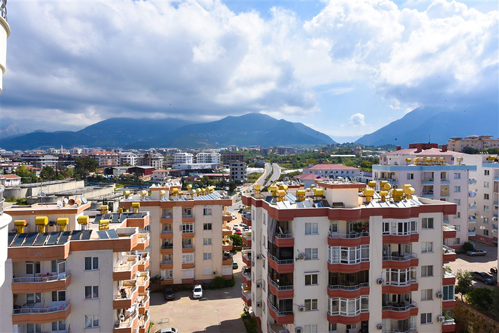 شقة كبيرة مطلة على البحر 2 + 1