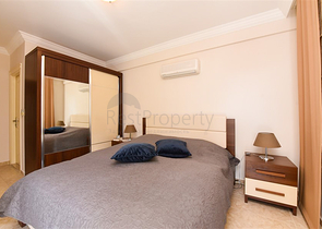 شقة كبيرة مطلة على البحر 2 + 1