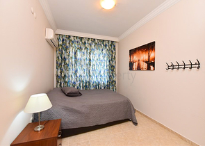 شقة كبيرة مطلة على البحر 2 + 1