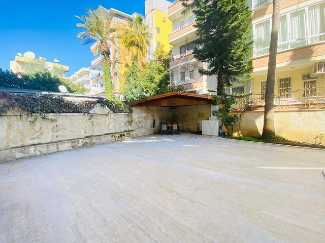 بنتهاوس واسع 2 + 1 في وسط ألانيا