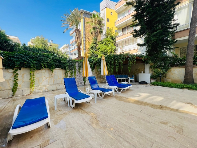 بنتهاوس واسع 2 + 1 في وسط ألانيا