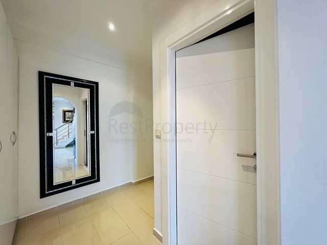 بنتهاوس واسع 2 + 1 في وسط ألانيا