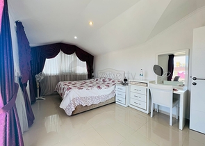 بنتهاوس واسع 2 + 1 في وسط ألانيا