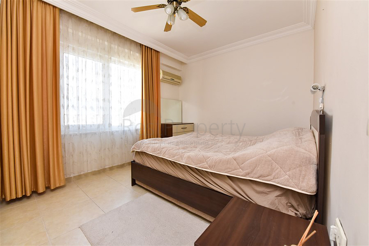 شقة 1 + 1 900 متر من البحر مع تصريح إقامة