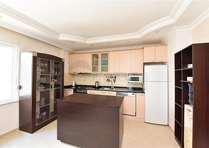 شقة 1 + 1 900 متر من البحر مع تصريح إقامة