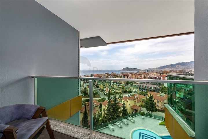 بنتهاوس فاخر مع إطلالات على البحر والقلعة من المالك 