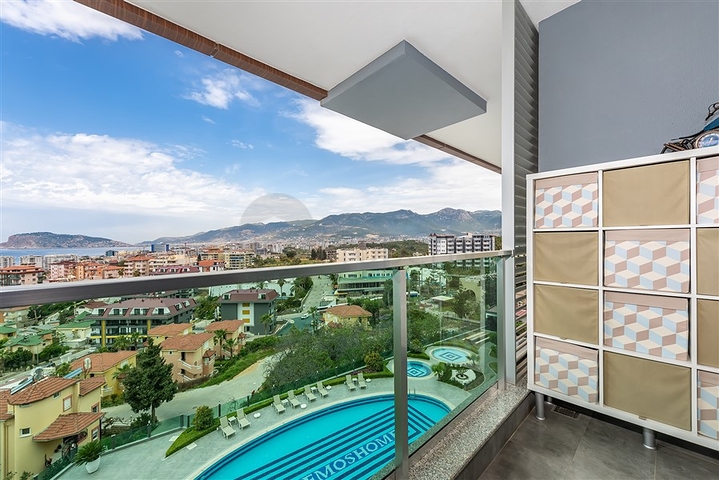 بنتهاوس فاخر مع إطلالات على البحر والقلعة من المالك 