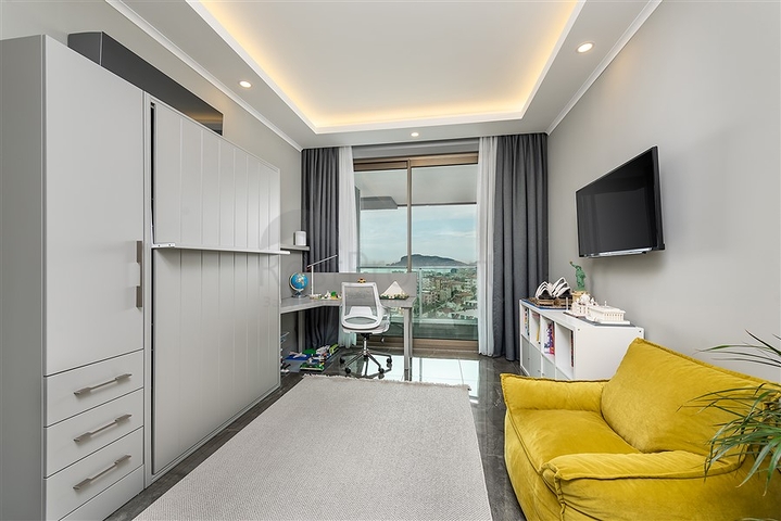 بنتهاوس فاخر مع إطلالات على البحر والقلعة من المالك 