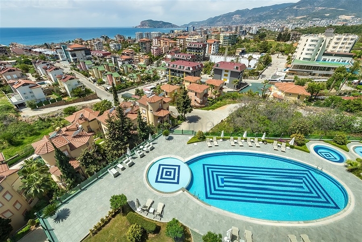 بنتهاوس فاخر مع إطلالات على البحر والقلعة من المالك 