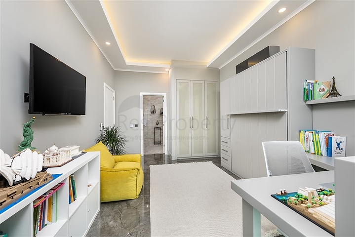 بنتهاوس فاخر مع إطلالات على البحر والقلعة من المالك 