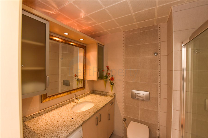 شقق فسيحة في وسط أوبا