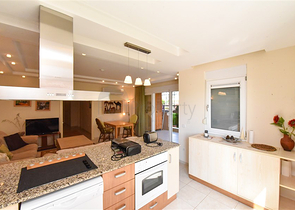 شقق فسيحة في وسط أوبا