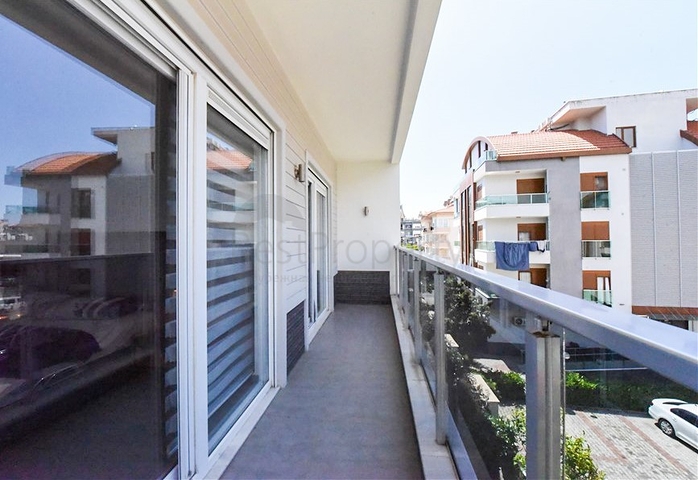 شقة فسيحة 2 + 1 في منطقة أوبا