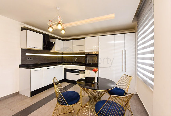 شقة فسيحة 2 + 1 في منطقة أوبا