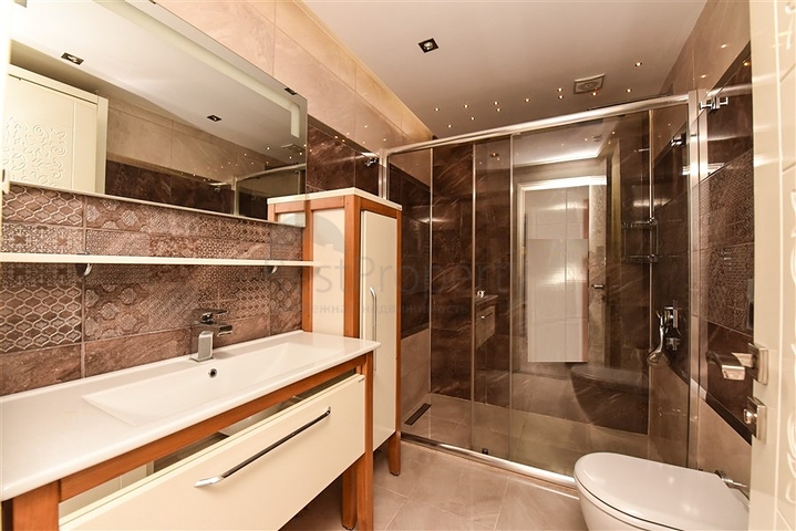 شقة فسيحة 2 + 1 في منطقة أوبا