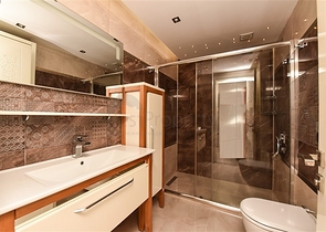 شقة فسيحة 2 + 1 في منطقة أوبا