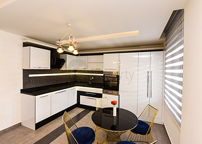 شقة فسيحة 2 + 1 في منطقة أوبا