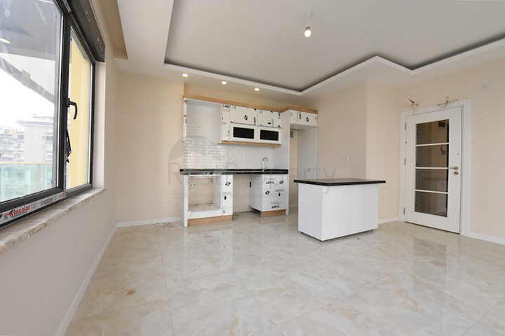 شقة 1+1 في مجمع جذاب في منطقة توسمور 